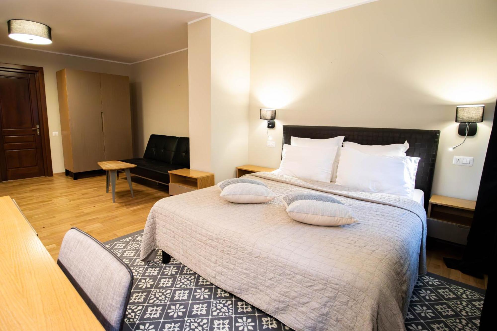 Hotel Ottimo Brassó Kültér fotó