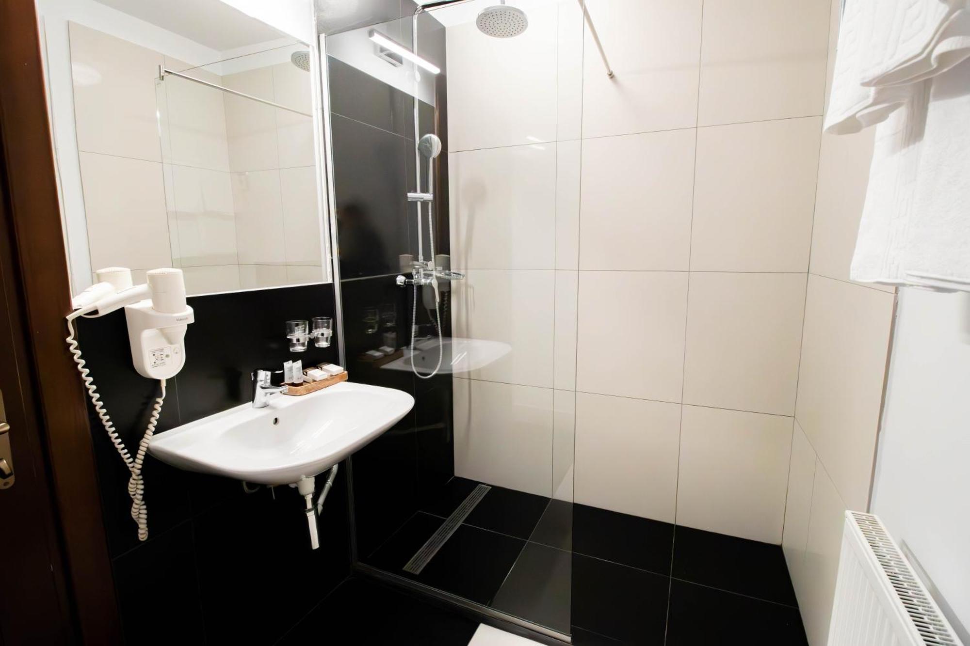 Hotel Ottimo Brassó Kültér fotó