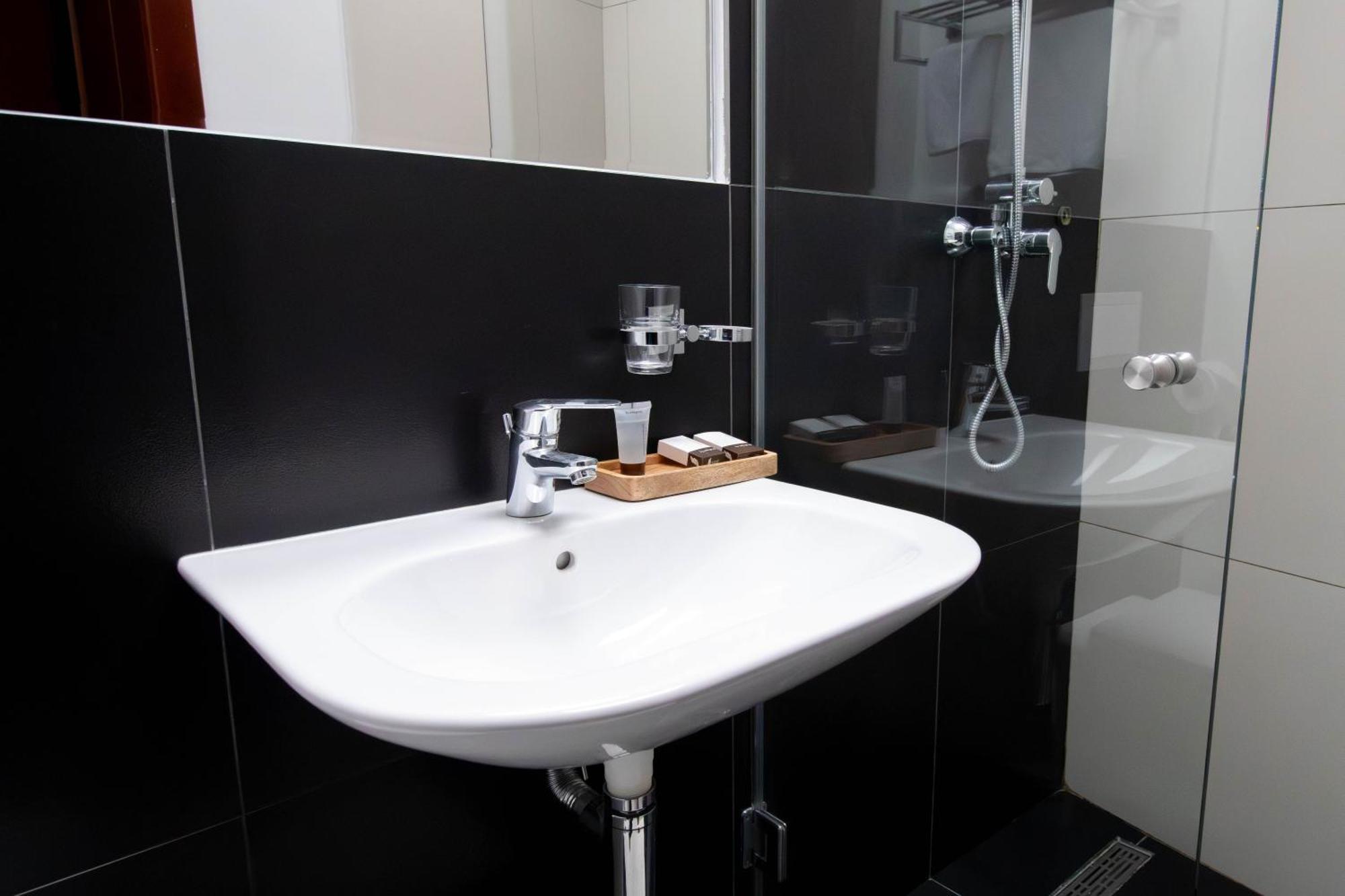 Hotel Ottimo Brassó Kültér fotó