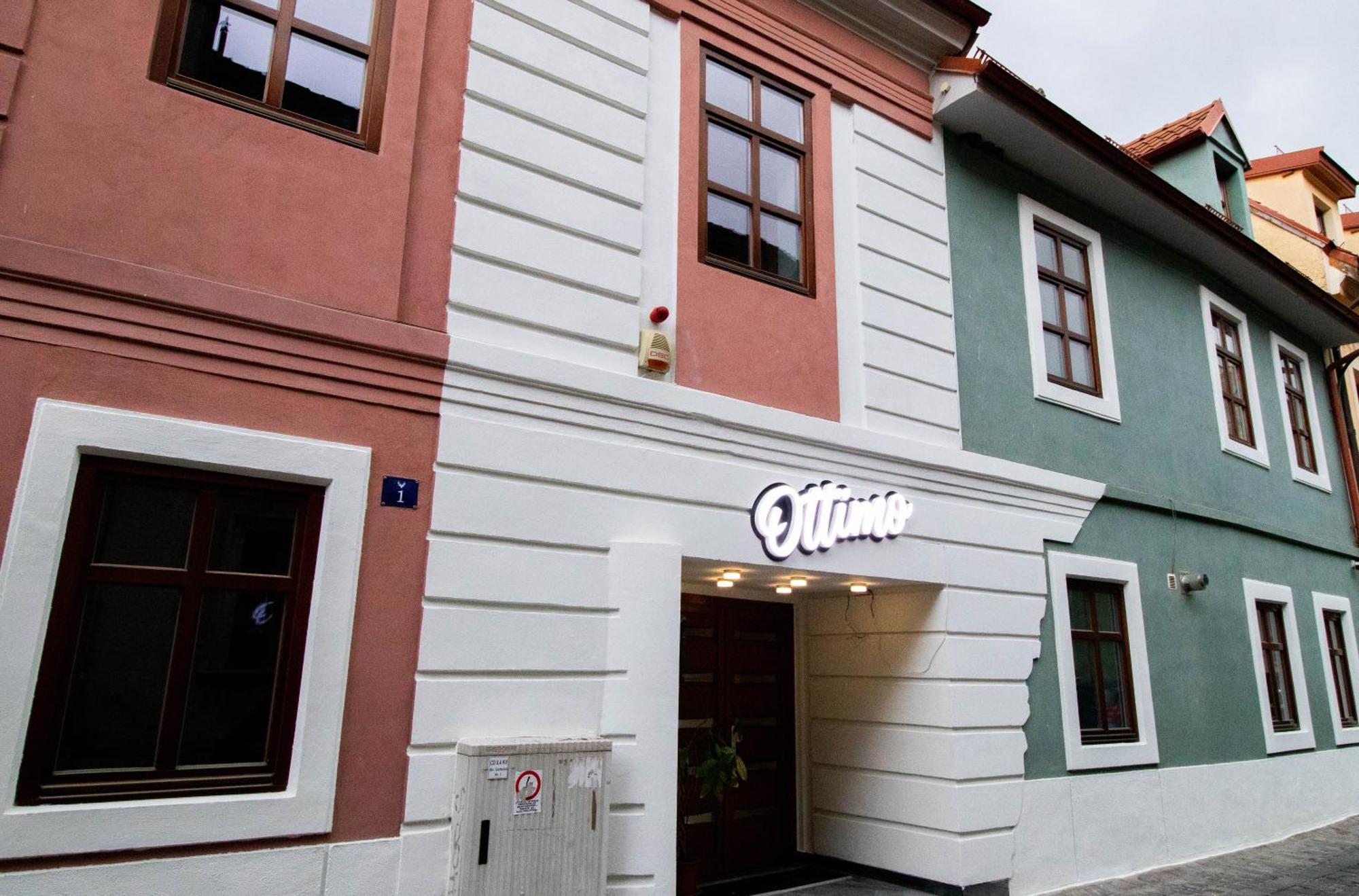 Hotel Ottimo Brassó Kültér fotó